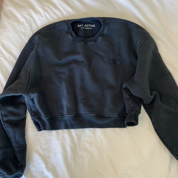 Set Active Cropped Crew Neck - Picture 2 of 7